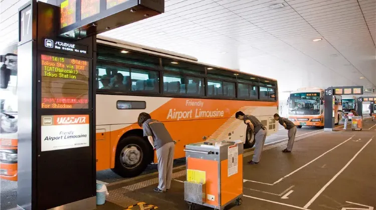 Transportation in Tokyo: Bus