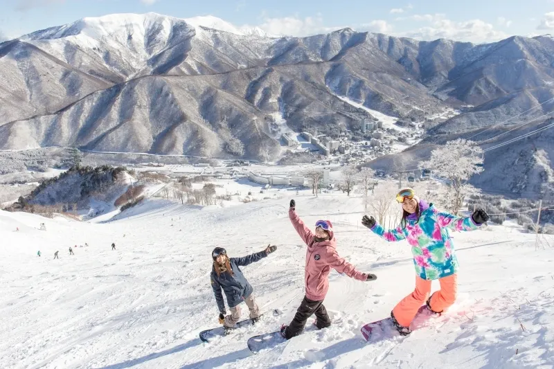 苗場滑雪場 開放時間