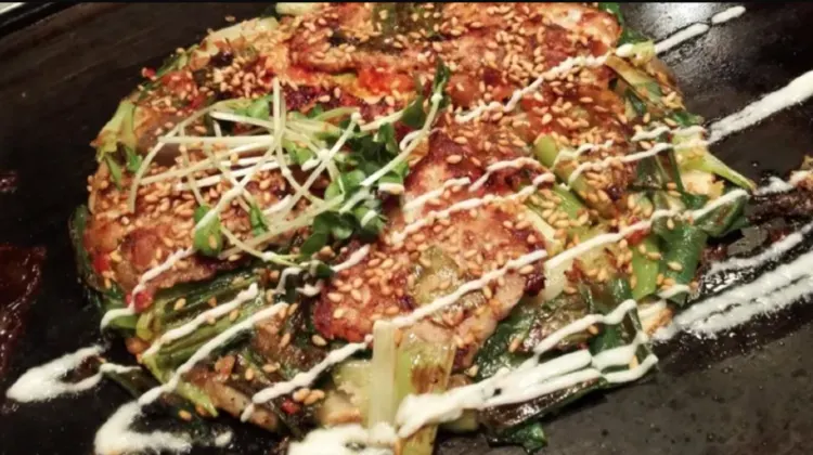 Okonomiyaki Mizuno is featured in the prestigious Michelin Guide.