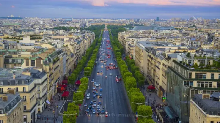 Things to do in Paris #6: Avenue des Champs-Élysées