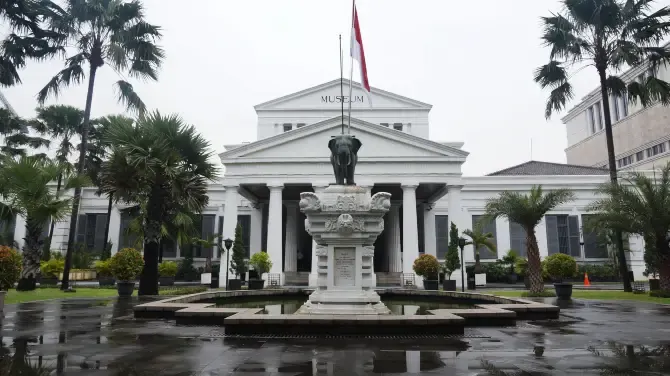 Tempat Wisata di Sentul - Museum Nasional Indonesia