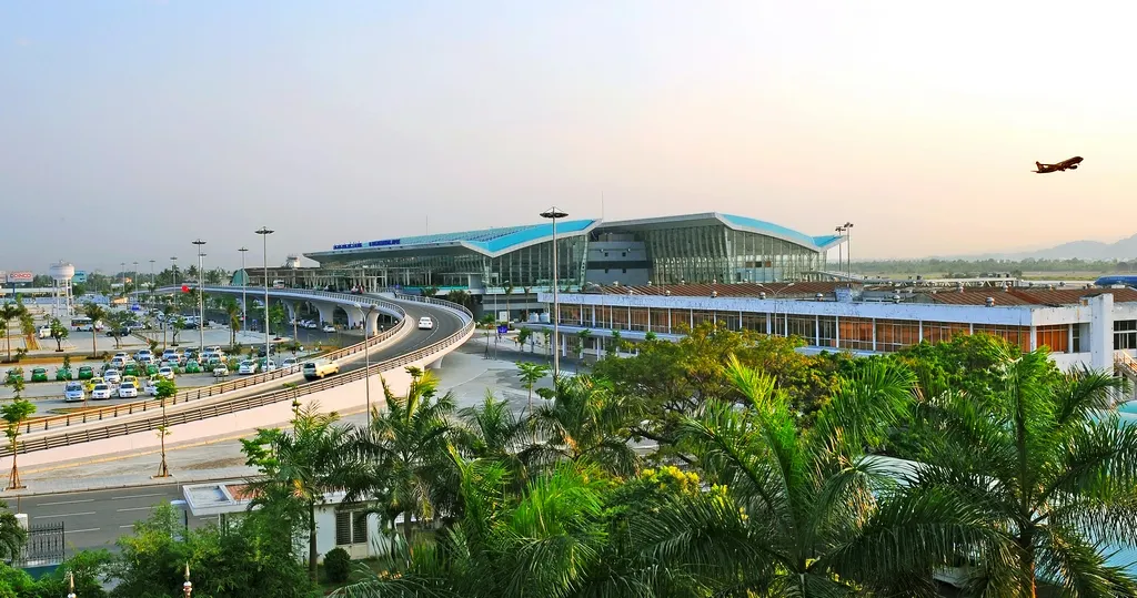 峴港國際機場