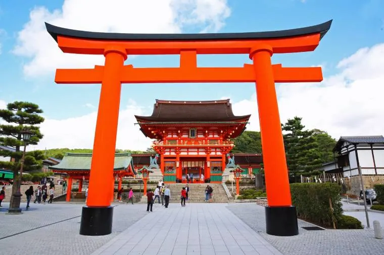 kyoto temple -Entrance to Fushimi-Inari-Taisha Shrine