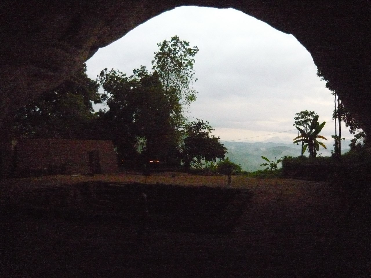 Fa Hien Cave entry, Bulathsinhala