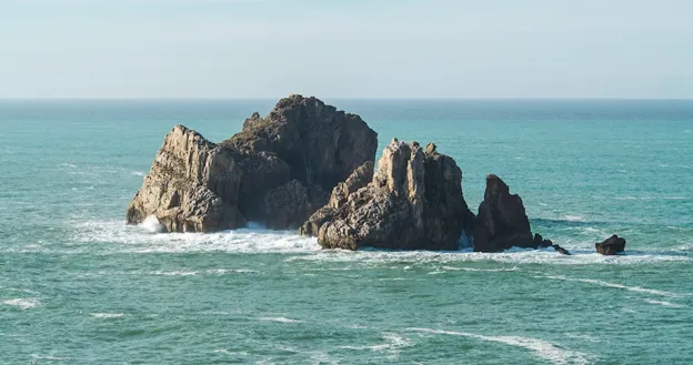 Formazione rocciosa nel Mar Cantabrico