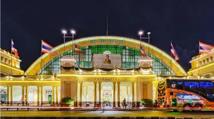 曼谷華藍蓬火車站 (Bangkok Railway Station)