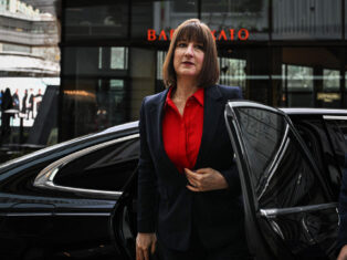 Why Rachel Reeves won't resign (yet)