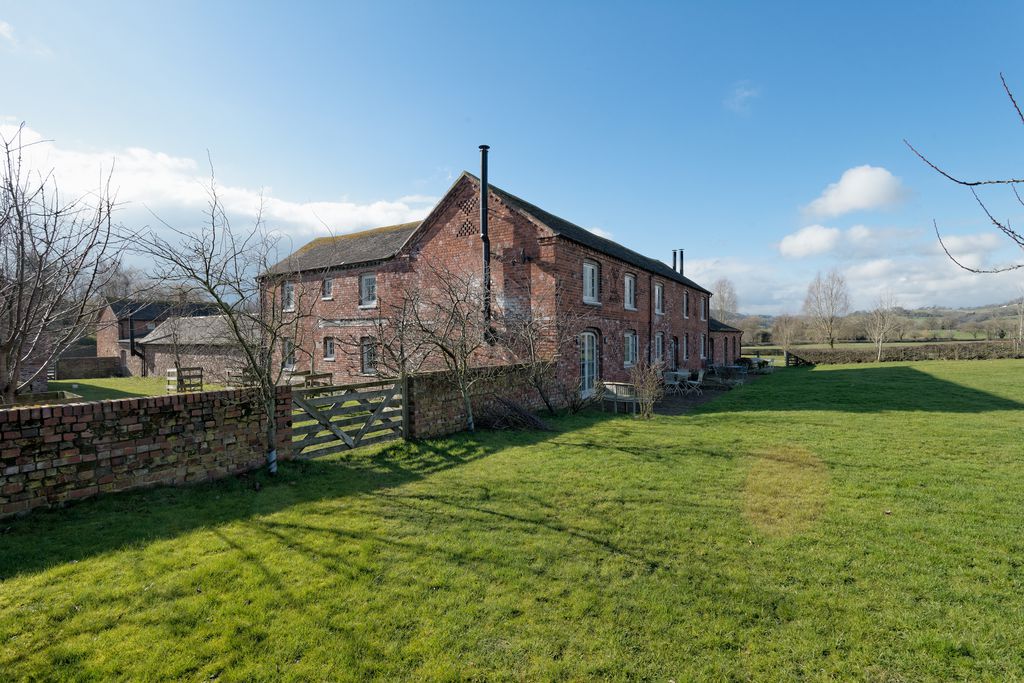 The Dairy at Collfryn Farm 12 - Gallery