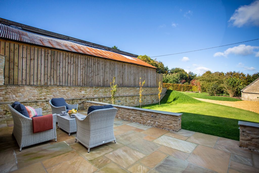 The Barn at Clapton Manor 14 - Gallery