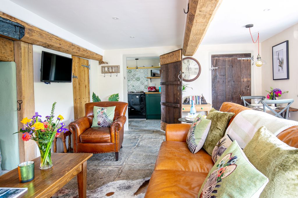 Bramley Cottage 9 - Gallery