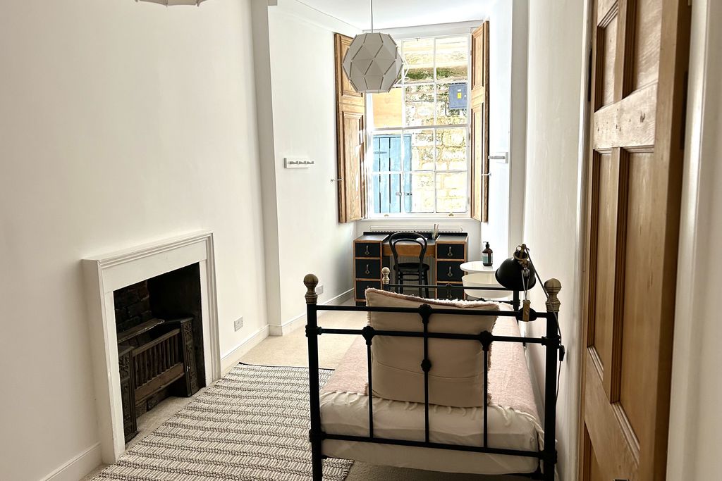 Garden Apartment, St Bernard's Crescent 10 - Gallery