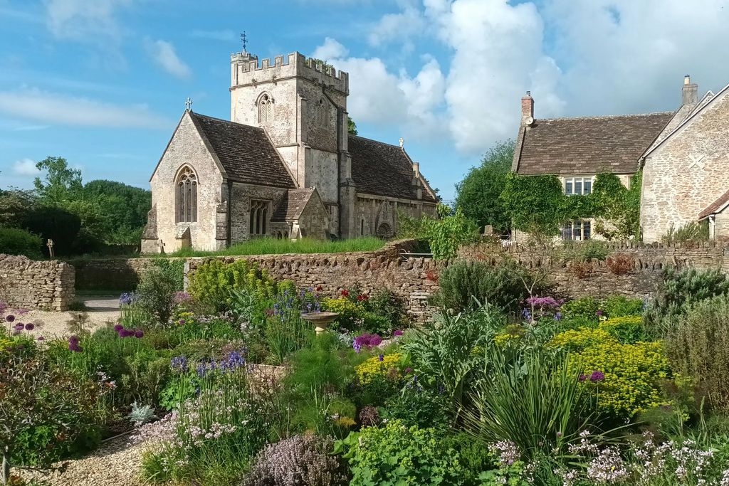 Court Farm Barn 5 - Gallery