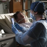 the-good-doctor-episode-402-frontline-part-2-promotional-photo-11.th.jpg