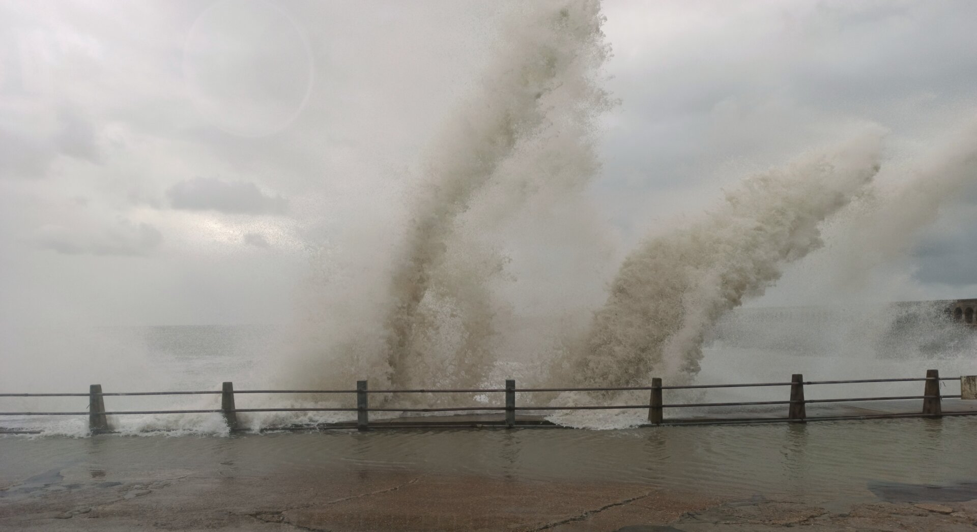 Waves from Storm Ciaran November 2023