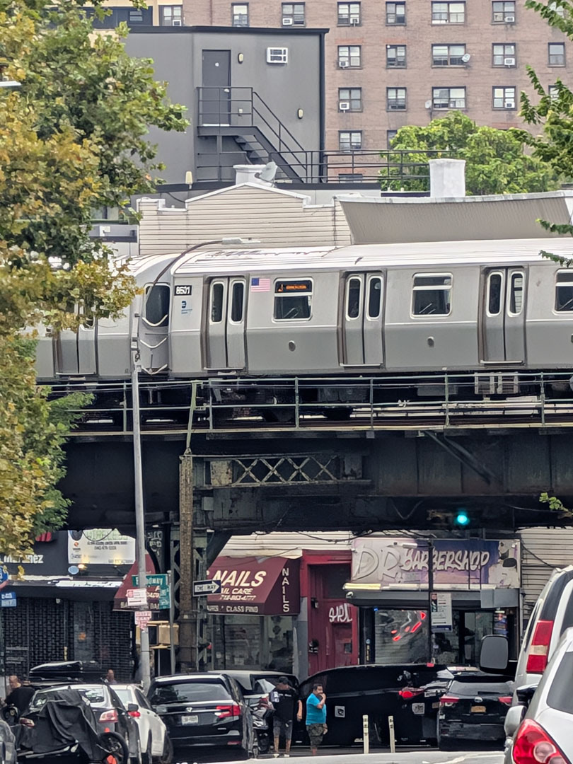 Digital Zoom shot of subway car taken with Google Pixel 9 Pro Fold 