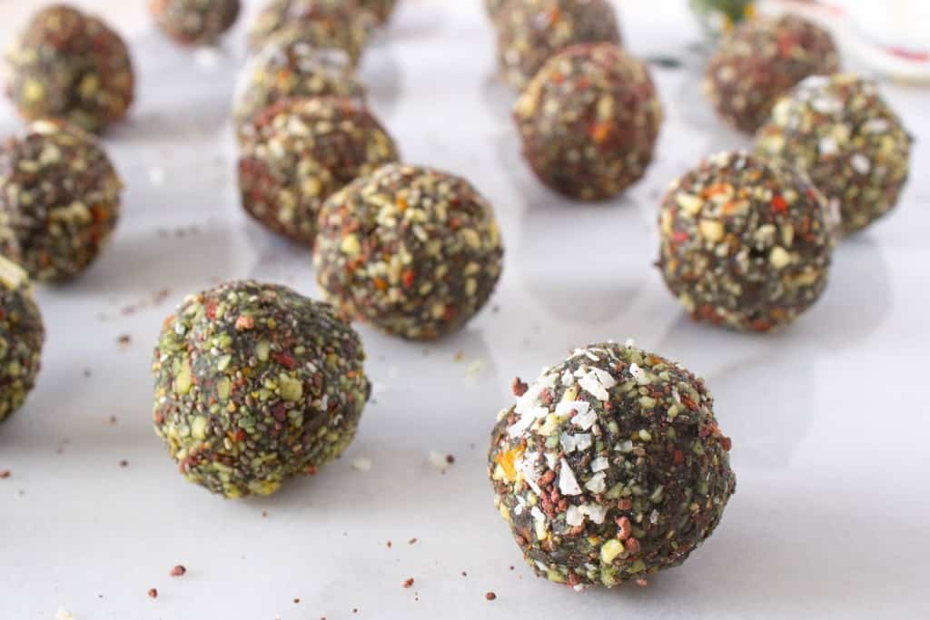 Vegan and paleo Spirulina Superfood Bites from The Grateful Grazer.