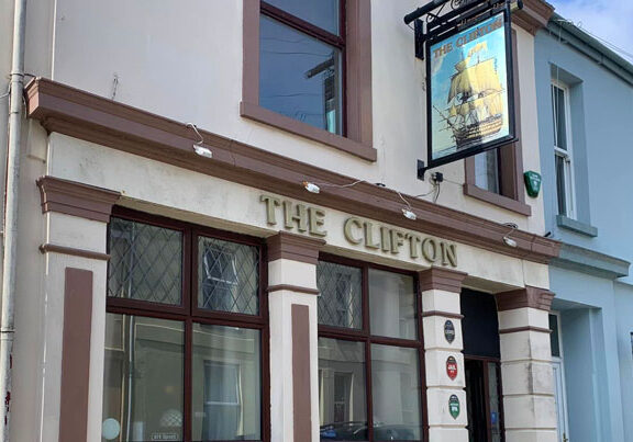 Clifton Inn, Plymouth