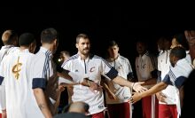 Kevin Love donates $100,000 to team staff after coronavirus halts NBA season