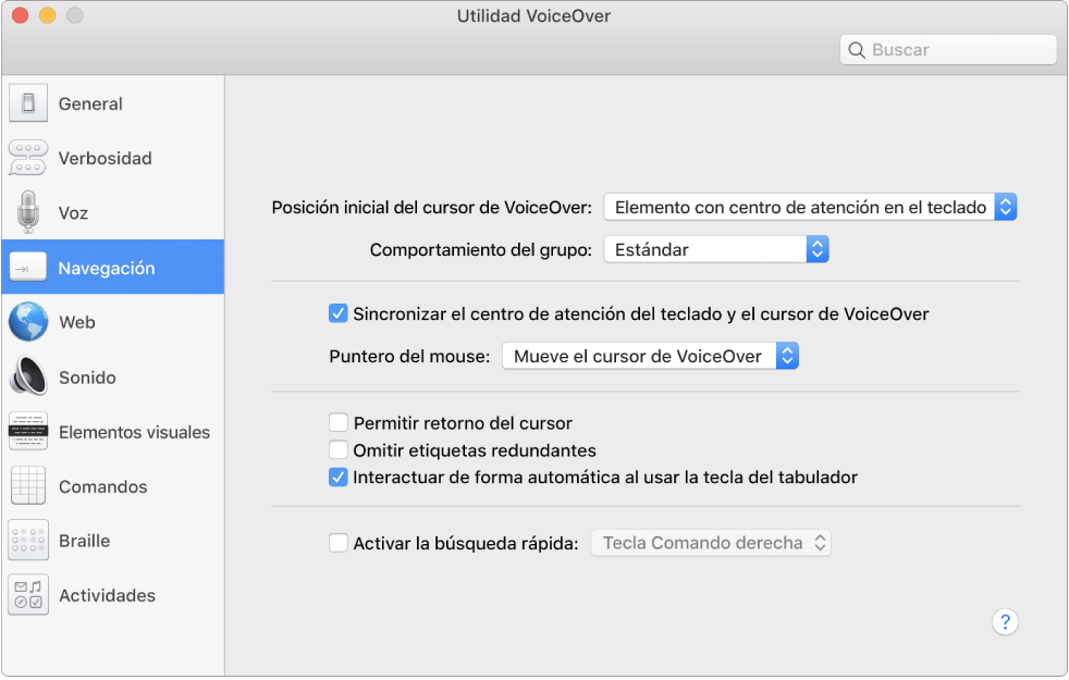 La ventana de Utilidad VoiceOver mostrando la categoría Navegación seleccionada en la barra lateral en la izquierda y sus opciones en la derecha. En la esquina inferior derecha de la ventana hay un botón Ayuda que muestra la ayuda en línea de VoiceOver sobre las opciones.