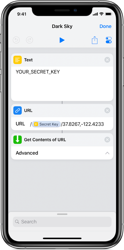 시크릿 API 키가 있는 텍스트 동작을 포함하는 Dark Sky API 요청 후, 시크릿 키 변수를 사용하여 API 엔드포인트를 가리키는 URL 동작 다음에 ‘URL 콘텐츠 가져오기’ 동작.