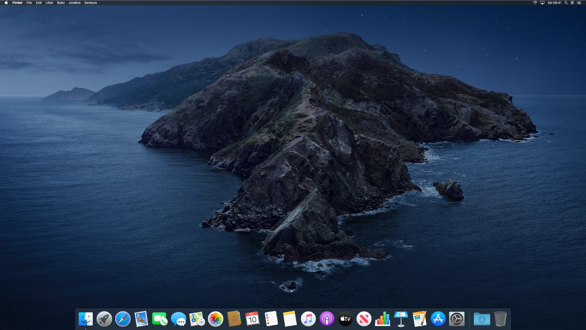 Desktop dalam Mode Gelap.