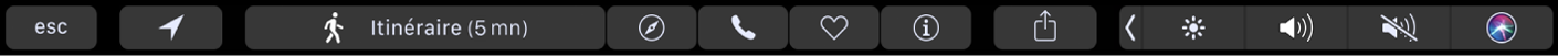 Touch Bar de Plans indiquant comment toucher Itinéraire afin d’obtenir des directions ou toucher les boutons correspondant à Safari, aux appels, aux favoris et aux informations.
