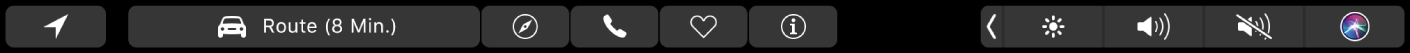 Die Karten-Touch Bar, die zeigt, wie du durch Tippen eine Wegbeschreibung anzeigen oder auf die Tasten „Safari“, „Anruf“, „Favorit“ und „Info“ tippen kannst.