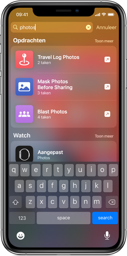 Zoekopdracht met het trefwoord "photos" en de resultaten van de zoekopdracht: de opdrachten "Voer uit: Send Photos To Mother", "Voer uit: Photos to GIF" en "Voer uit: Mask Photos Before Sharing".
