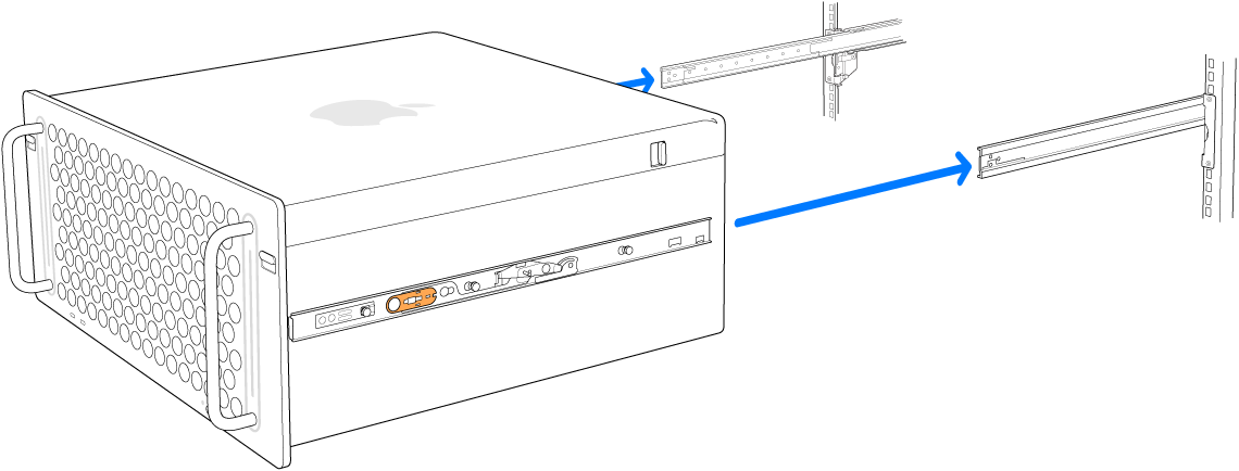 Der Mac Pro ist mit den Schienen am Rack ausgerichtet.