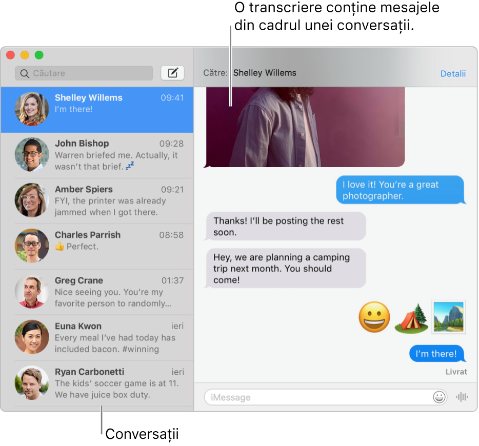 Fereastra Mesaje cu conversații în bara laterală și transcrierea care conține mesajele din cadrul conversației.