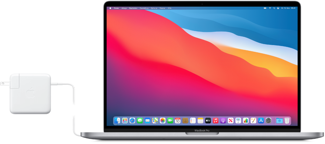 MacBook Pro mit angeschlossenem Netzteil