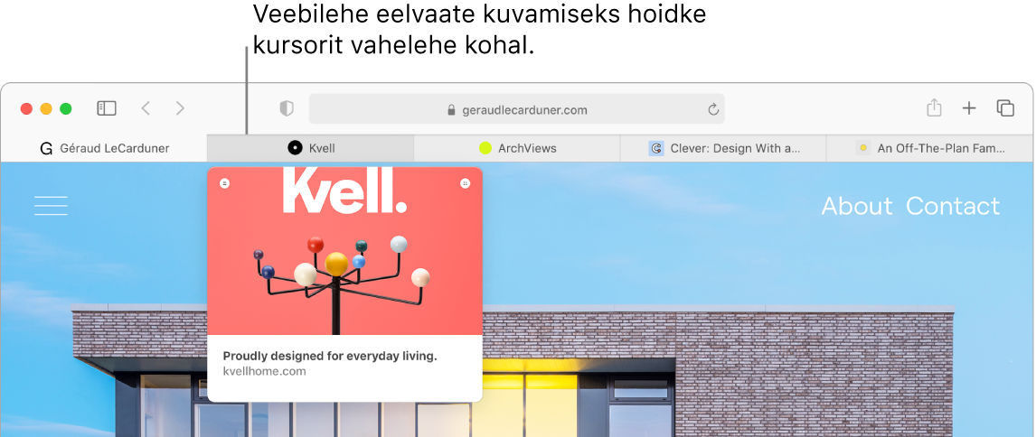 Safari aken viie vahelehega koos faviconide ja vahelehe siltidega. Ühe vahelehe all on eelvaateaken vahelehe sisuga.