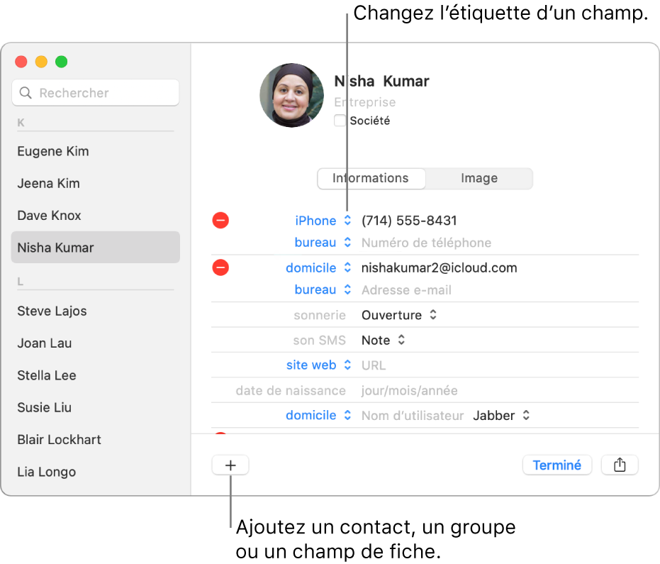 La fiche d’un contact affichant une étiquette de champ qui peut être modifiée et le bouton en bas de la fiche pour ajouter un champ contact, groupe ou fiche.