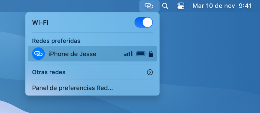 Pantalla de la Mac con el menú Wi-Fi mostrando una conexión de Compartir Internet con un iPhone.