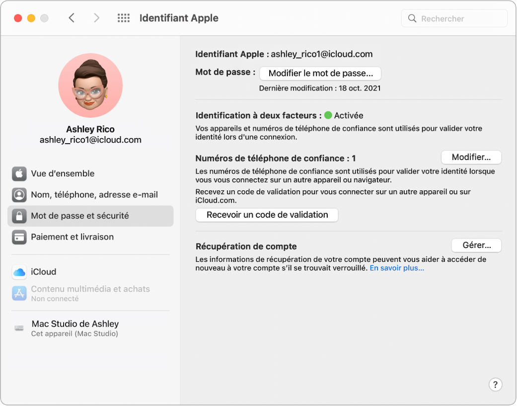 La section « Mot de passe et sécurité » de l’identifiant Apple dans Préférences Système. Cliquez sur gérer pour configurer la récupération de compte.