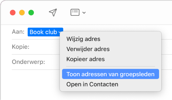 Een e-mail met een groep in het veld 'Aan' en het venstermenu met het commando 'Toon adressen van groepsleden'.