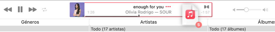Un álbum que se arrastra a la parte superior de la ventana de Música.