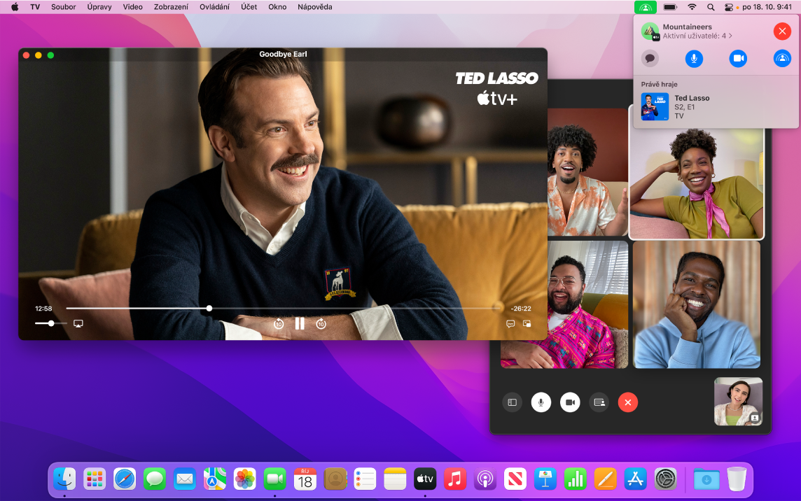 Společné sledování jedné z epizod seriálu Ted Lasso v okně aplikace Apple TV s diváky v okně FaceTimu