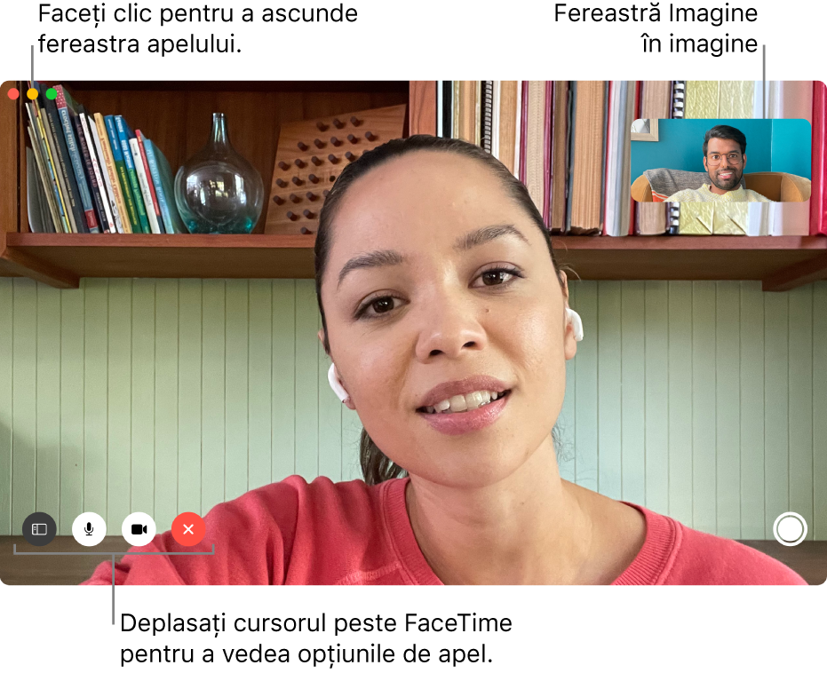 Deplasați cursorul deasupra ferestrei FaceTime pentru a vedea opțiuni precum butoanele Bară laterală, Mod mut, Taie sunetul clipului video, Termină apelul și Live Photo. Pentru a ascunde fereastra apelului, faceți clic pe butonul din mijloc din colțul din stânga sus. Fereastra imagine în imagine apare în colțul din dreapta sus.