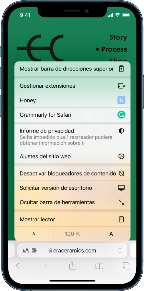 El menú “Ajustes de página”. En la parte superior está la opción “Mostrar barra de direcciones superior”. Debajo está la opción “Gestionar extensiones”, seguida de las extensiones instaladas. Honey y Grammarly para Safari.