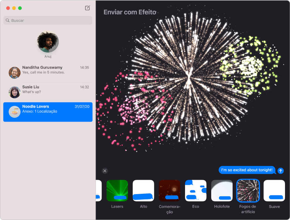 A janela do app Mensagens com várias conversas em uma lista na barra lateral à esquerda e um efeito de mensagem (fogos de artifício) aparecendo na conversa à direita.