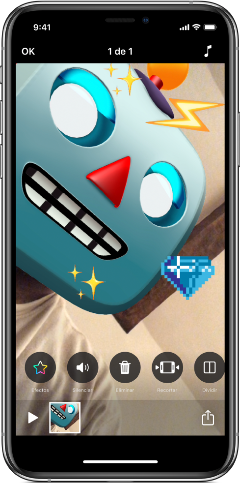 Una robot Memoji en el visor, con stickers agregados.