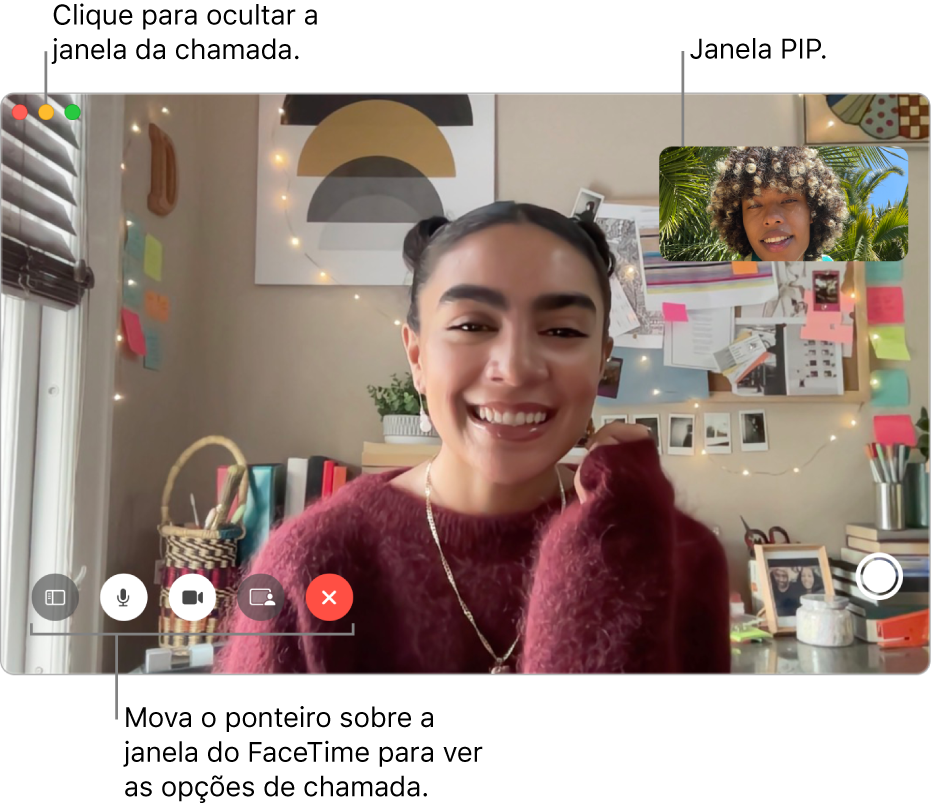 Mova o cursor sobre a janela do FaceTime para ver os botões Barra lateral, Tirar o som, Tirar o som do vídeo, Partilhar ecrã, Desligar e Live Photos. Clique no botão do centro no canto superior esquerdo para ocultar a janela da chamada. A janela picture‑in‑picture aparece no canto superior direito.