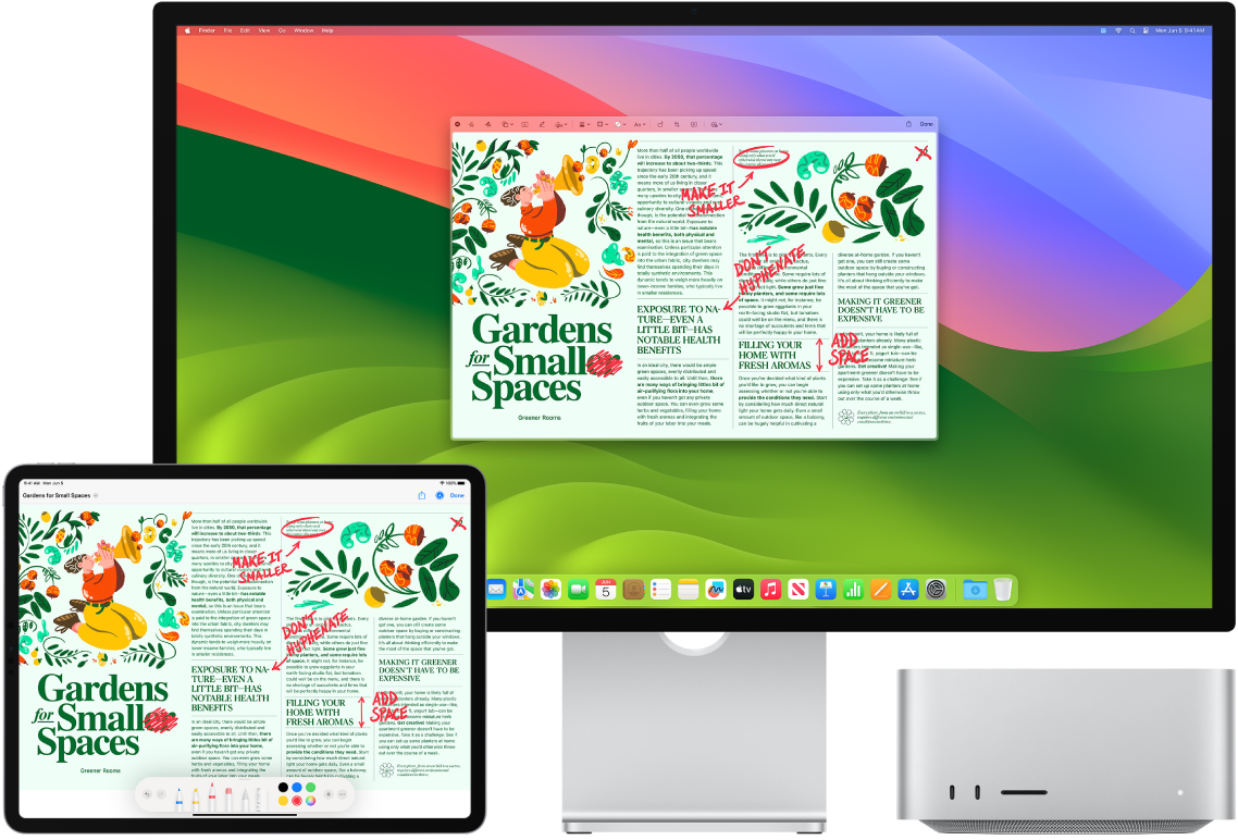 Un Mac Studio et un iPad côte à côte. Les deux écrans affichent un article couvert de modifications manuscrites en rouge, telles que des phrases barrées, des flèches et des mots ajoutés. L’iPad montre également des commandes d’annotation au bas de l’écran.