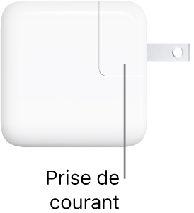 L’adaptateur secteur USB-C 30 W.