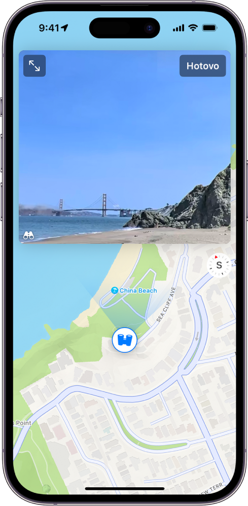 Pohyblivé 360-stupňové panoramatické zobrazenie nad mapou oblasti. Ikona funkcie Rozhliadnuť sa na mape nasmerovaná tam, kam sa pozeráte.