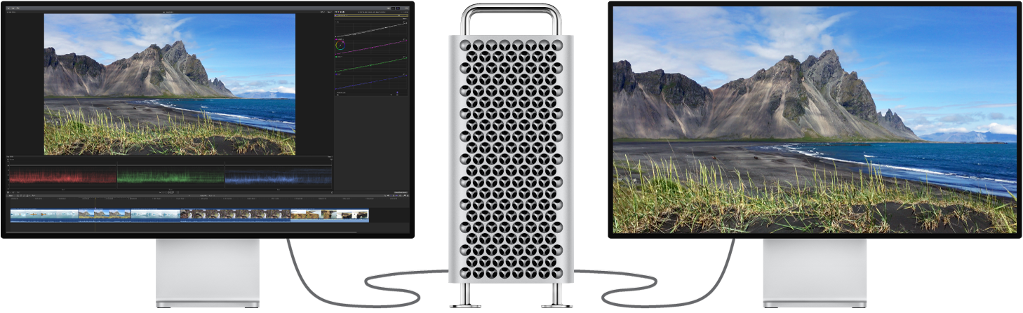 Mac Pro avec un moniteur Pro Display XDR branché affichant l’interface de Final Cut Pro, et deuxième moniteur Pro Display XDR branché affichant uniquement le contenu du visualiseur