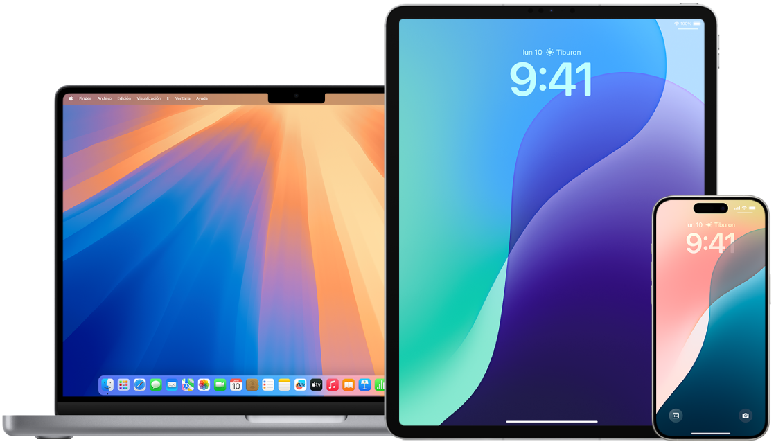 Una MacBook Pro, un iPad y un iPhone