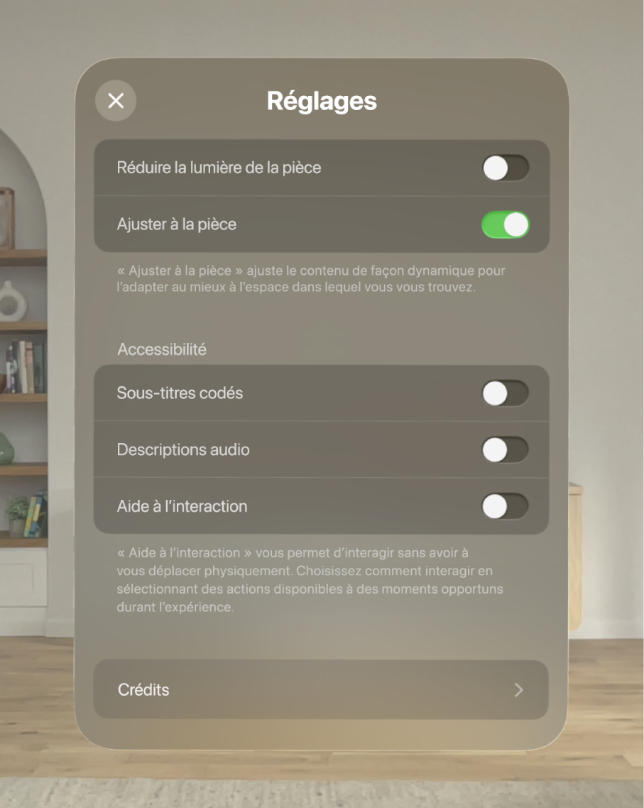Les réglages de l’expérience À la rencontre des dinosaures, avec des options à ajuster comme Réduire la lumière de la pièce et Ajuster à la pièce, ainsi que des options à activer, comme Sous-titres codés, Descriptions audio et Aide à l’interaction.