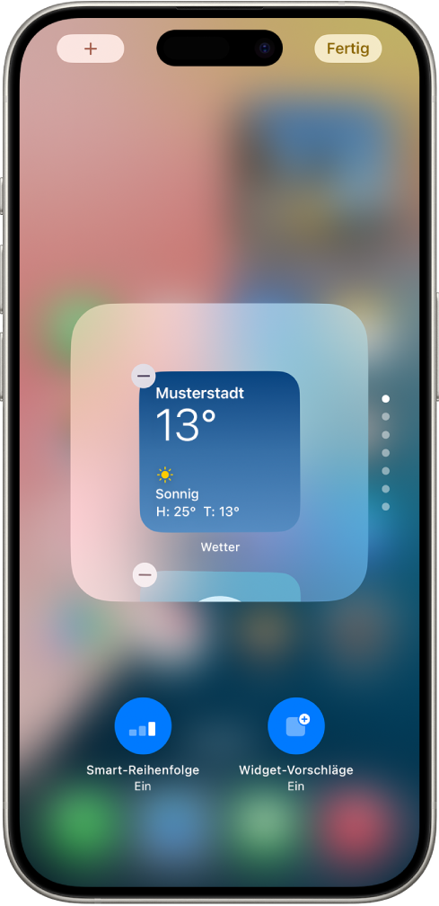 Ein Smart-Stapel wird bearbeitet. Oben links auf einem Widget in dem Stapel ist die Taste „Entfernen“ zu sehen, Darunter befindet sich die Taste „Intelligente Reihenfolge“ sowie die Taste „Widget-Vorschläge“, mit der du Widgets zum Stapel hinzufügen kannst.